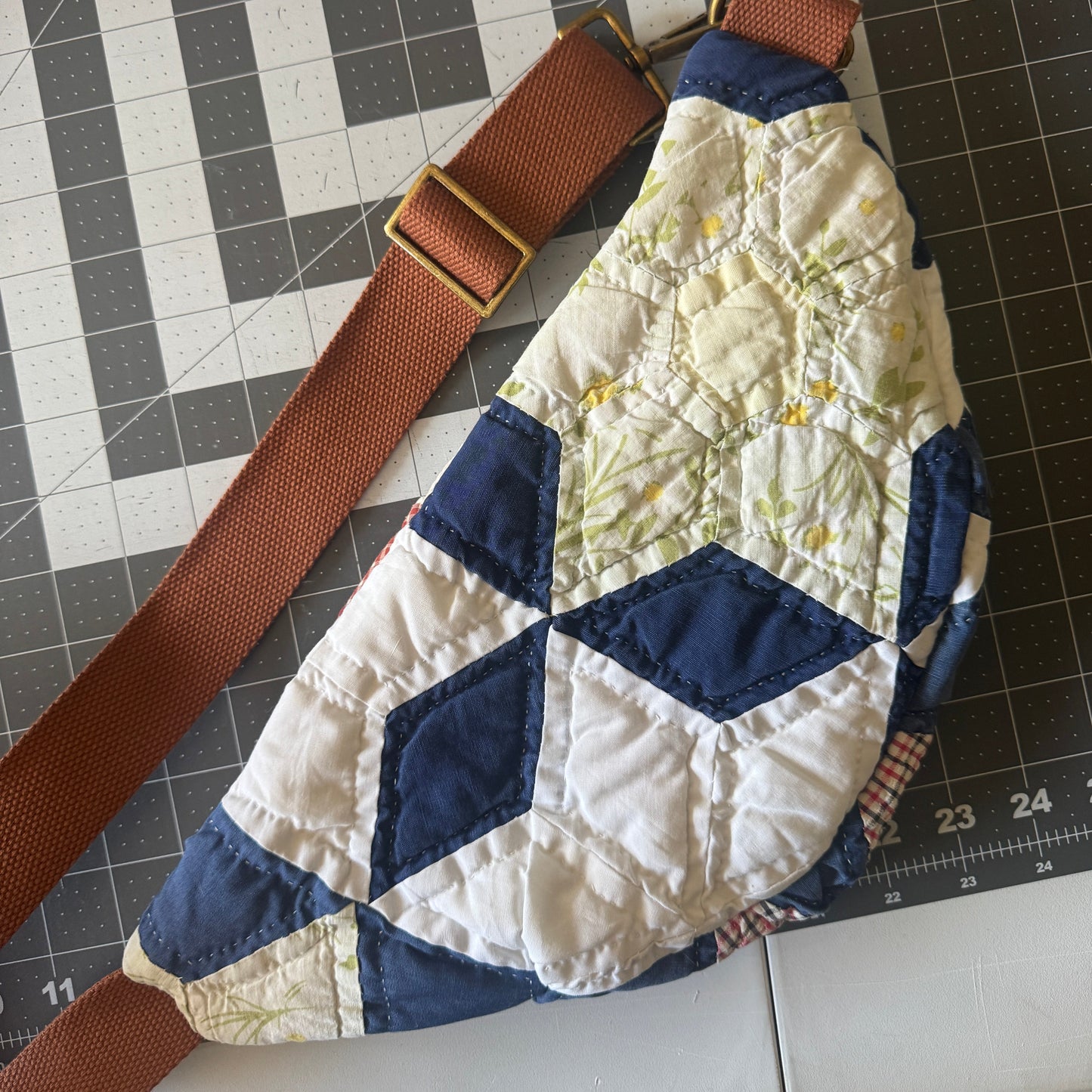 Starry Night Quilt Fanny