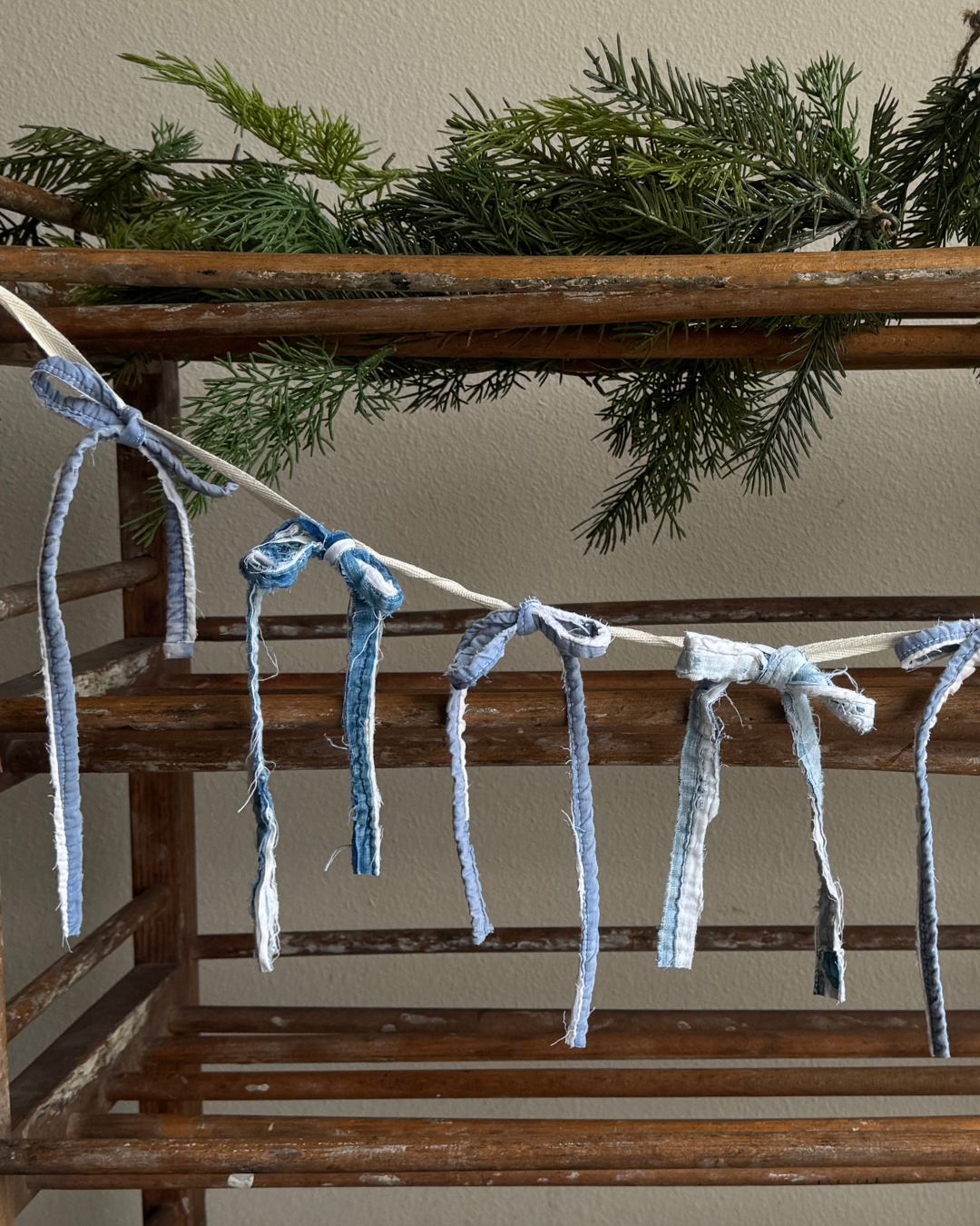 Quilt Binding Bow Garland (01)
