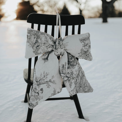 Vintage Toile Quilt Bow (01)