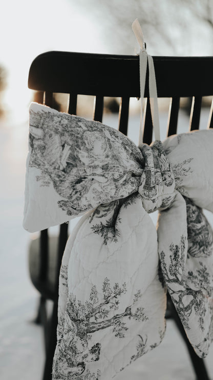 Vintage Toile Quilt Bow (01)