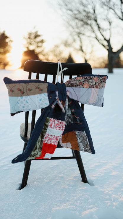 Vintage Schoolhouse Quilt Bow