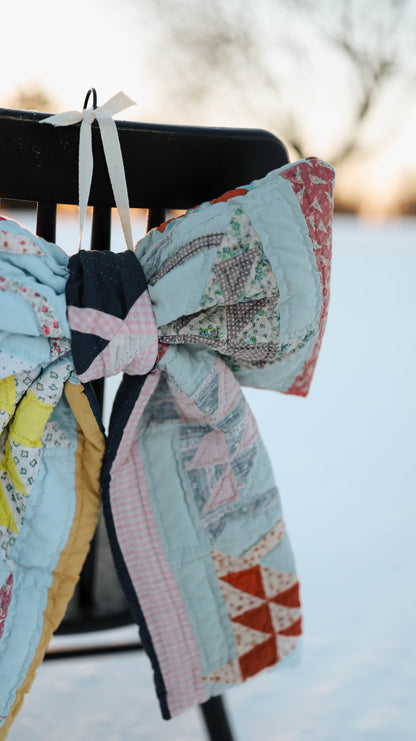 Vintage Basket Quilt Bow