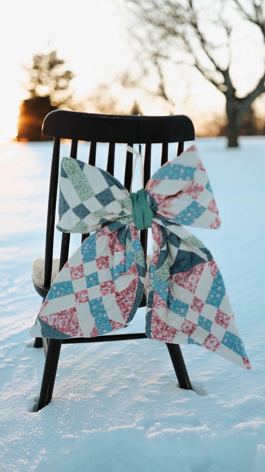 Vintage Patchwork Multicolor Quilt Bow