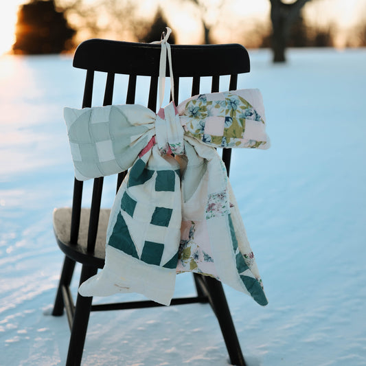 Vintage Patchwork Squares Quilt Bow