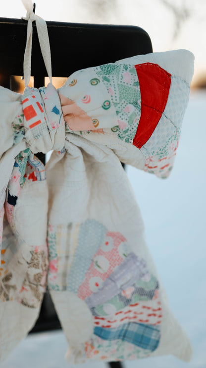 Vintage Dresden Plate Quilt Bow