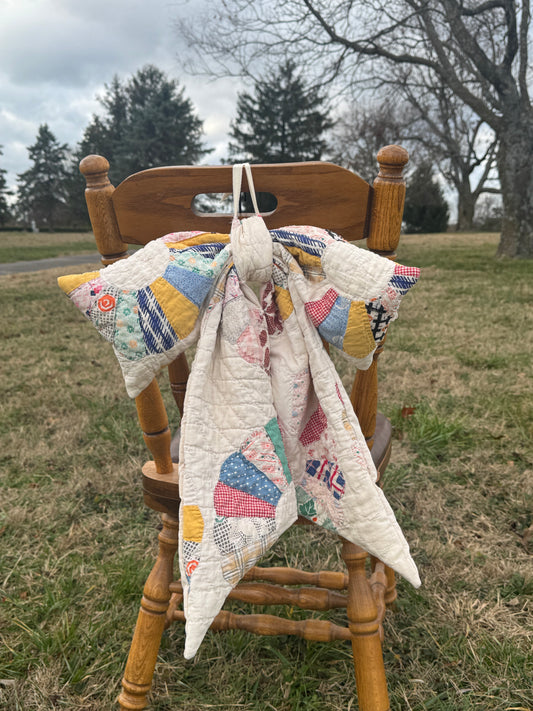 Vintage Dresden Plate Quilt Bow