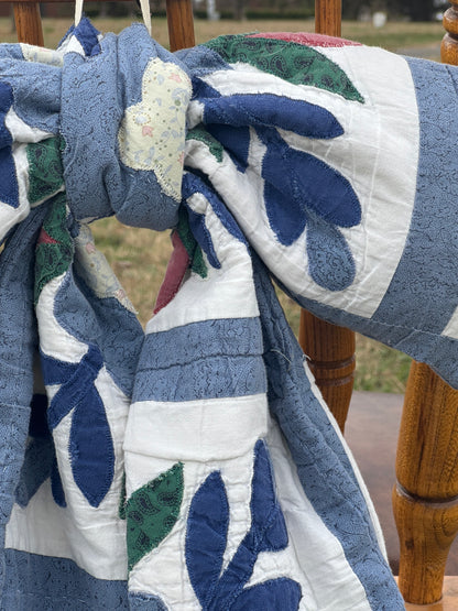 Vintage Blue Floral Quilt Bow