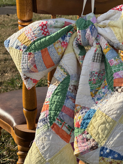 Vintage Green Wedding Ring Quilt Bow