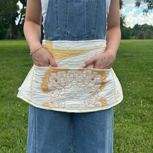 Embroidered Quilt Market Apron (03)