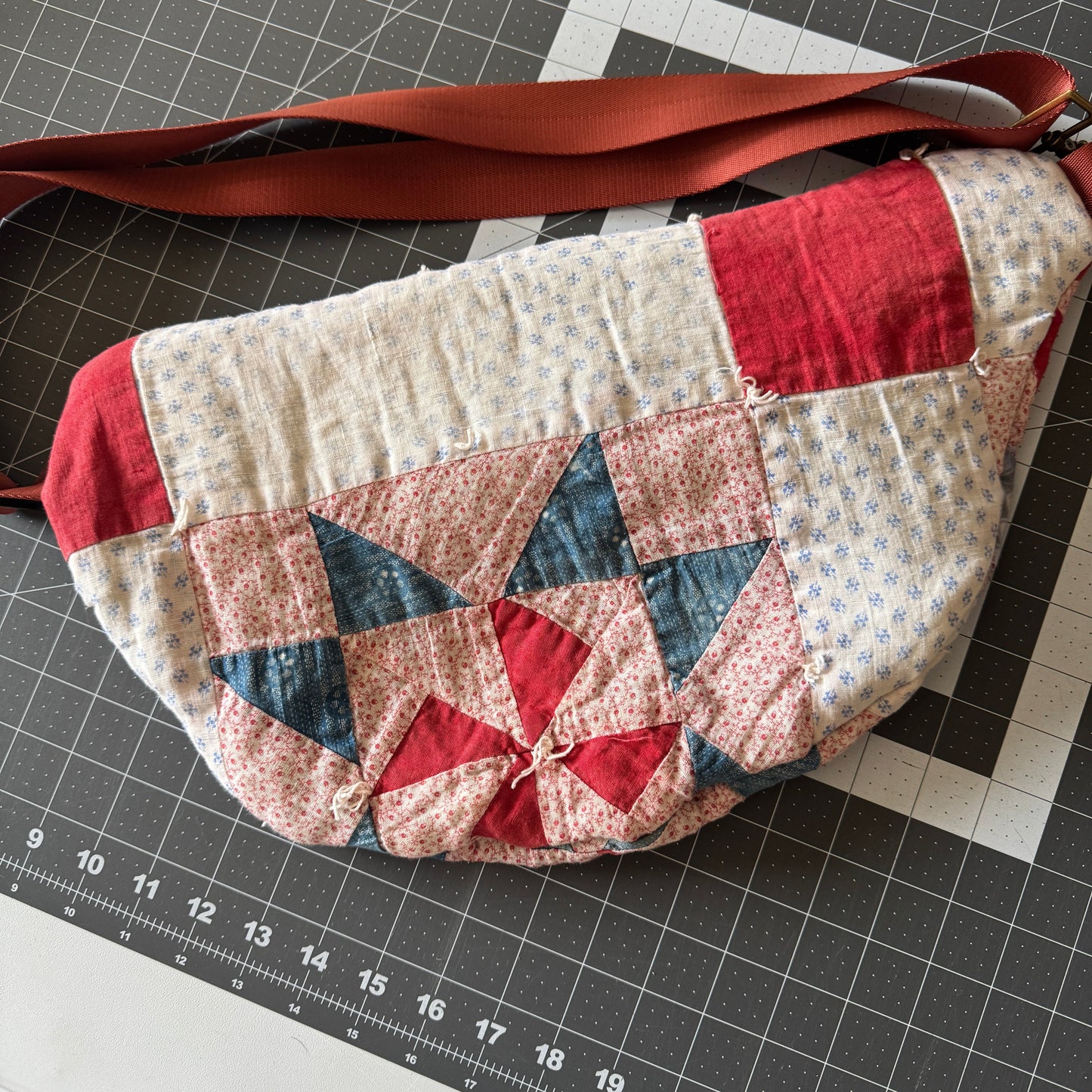 Sawtooth Star Quilt Fanny Pack