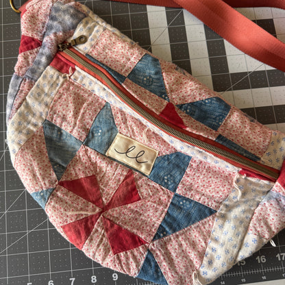 Sawtooth Star Quilt Fanny Pack