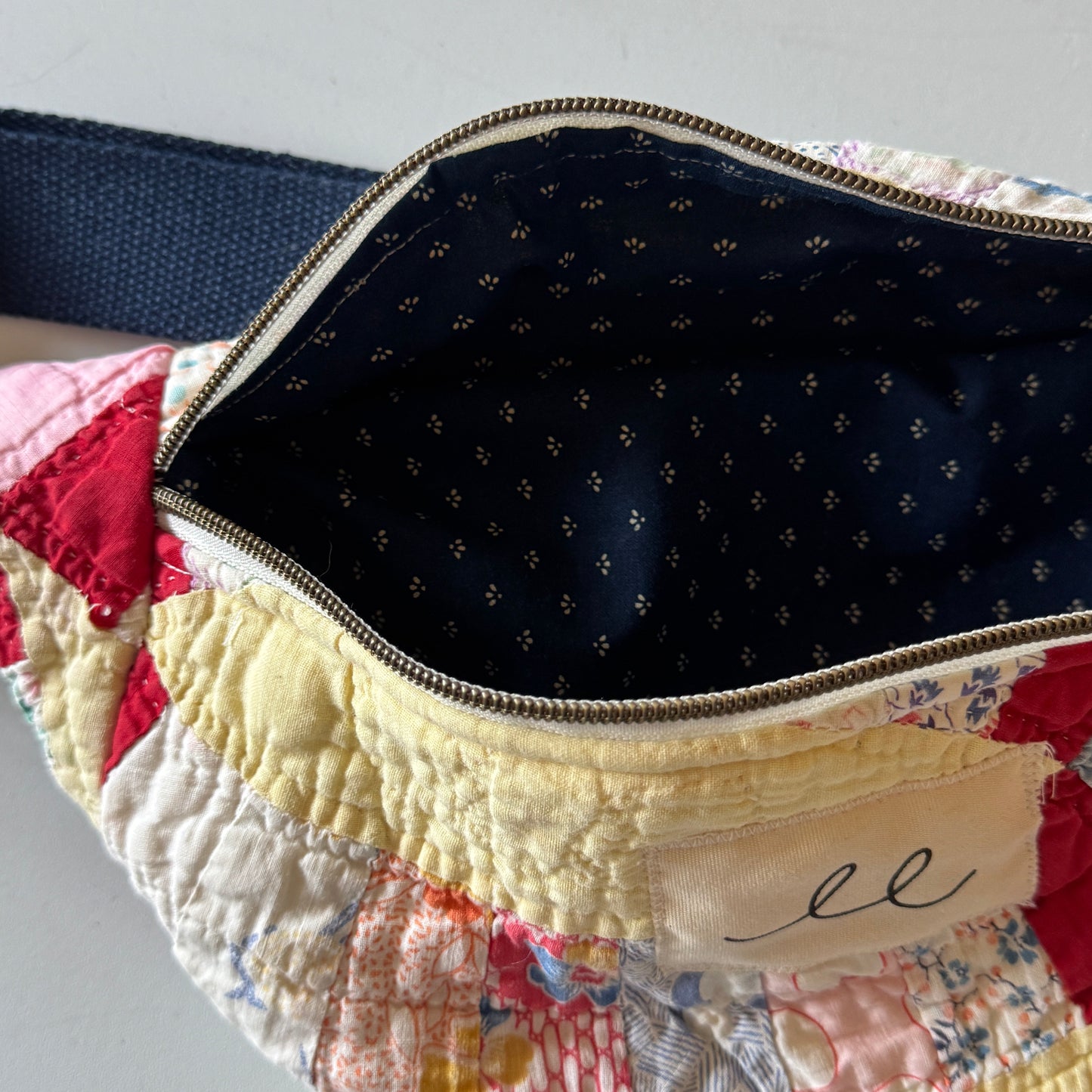 Vintage Quilt Fanny (04)