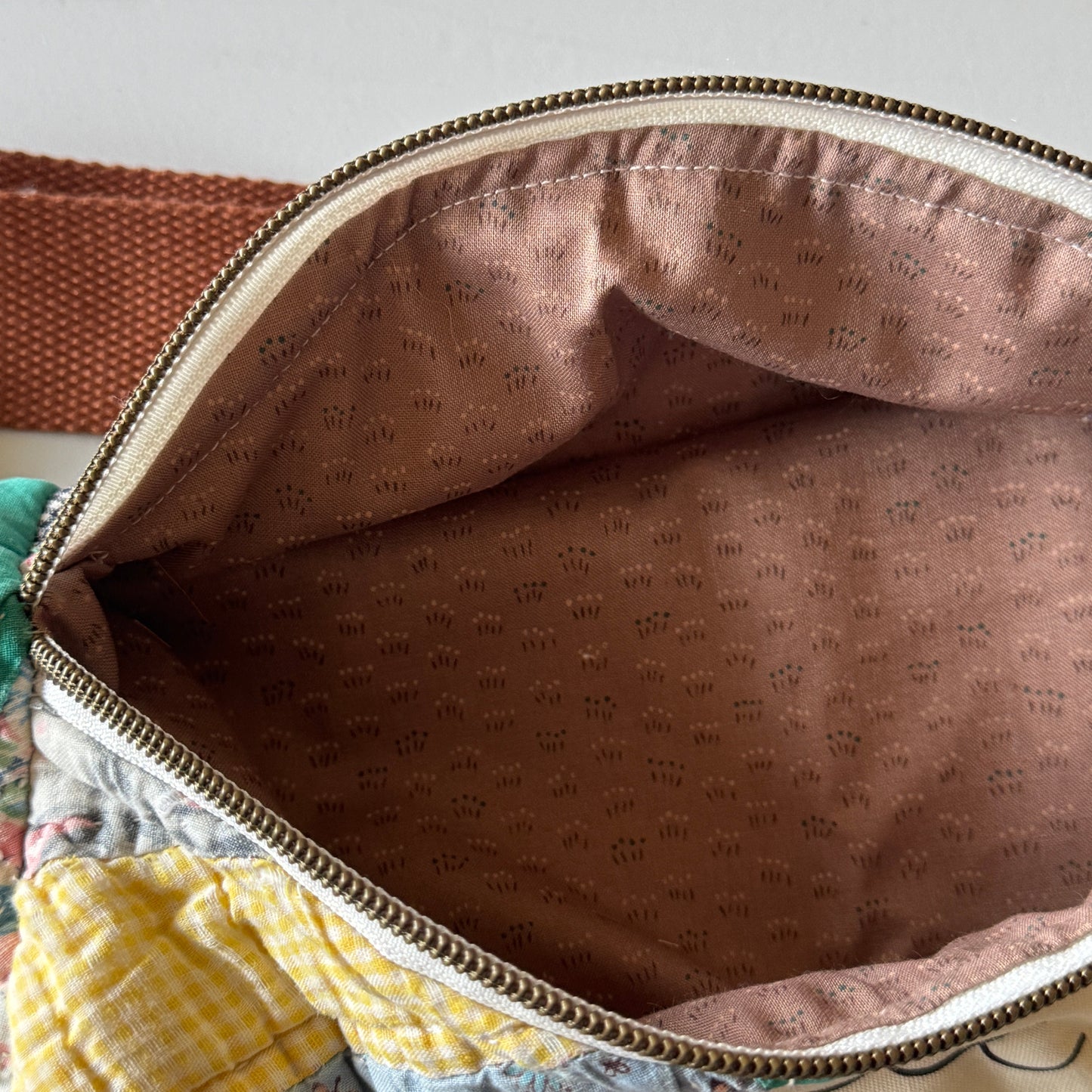 Vintage Quilt Fanny (03)
