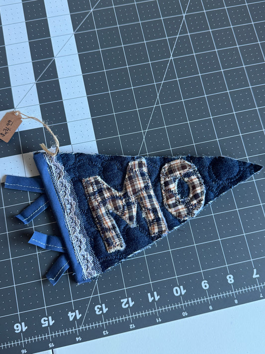 "MO" Mini Pennant Flag