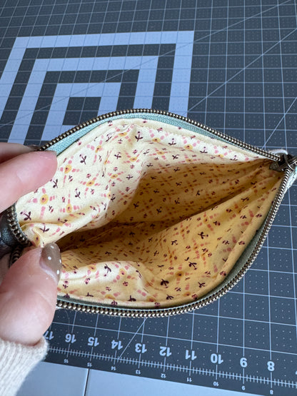 Grandmas Flower Garden Zipper Pouch