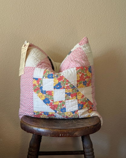 Vintage Quilt Pillow (20x20)