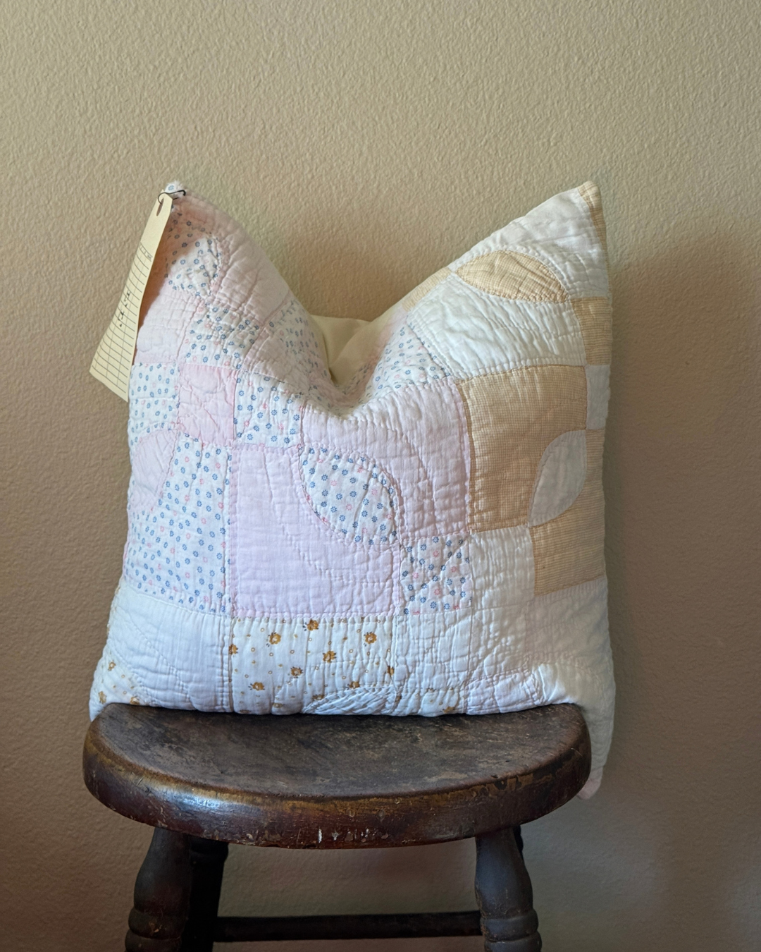 Vintage Quilt Pillow (20x20)