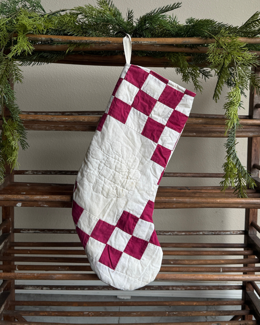 Burgundy Irish Chain Quilt Stocking (01)