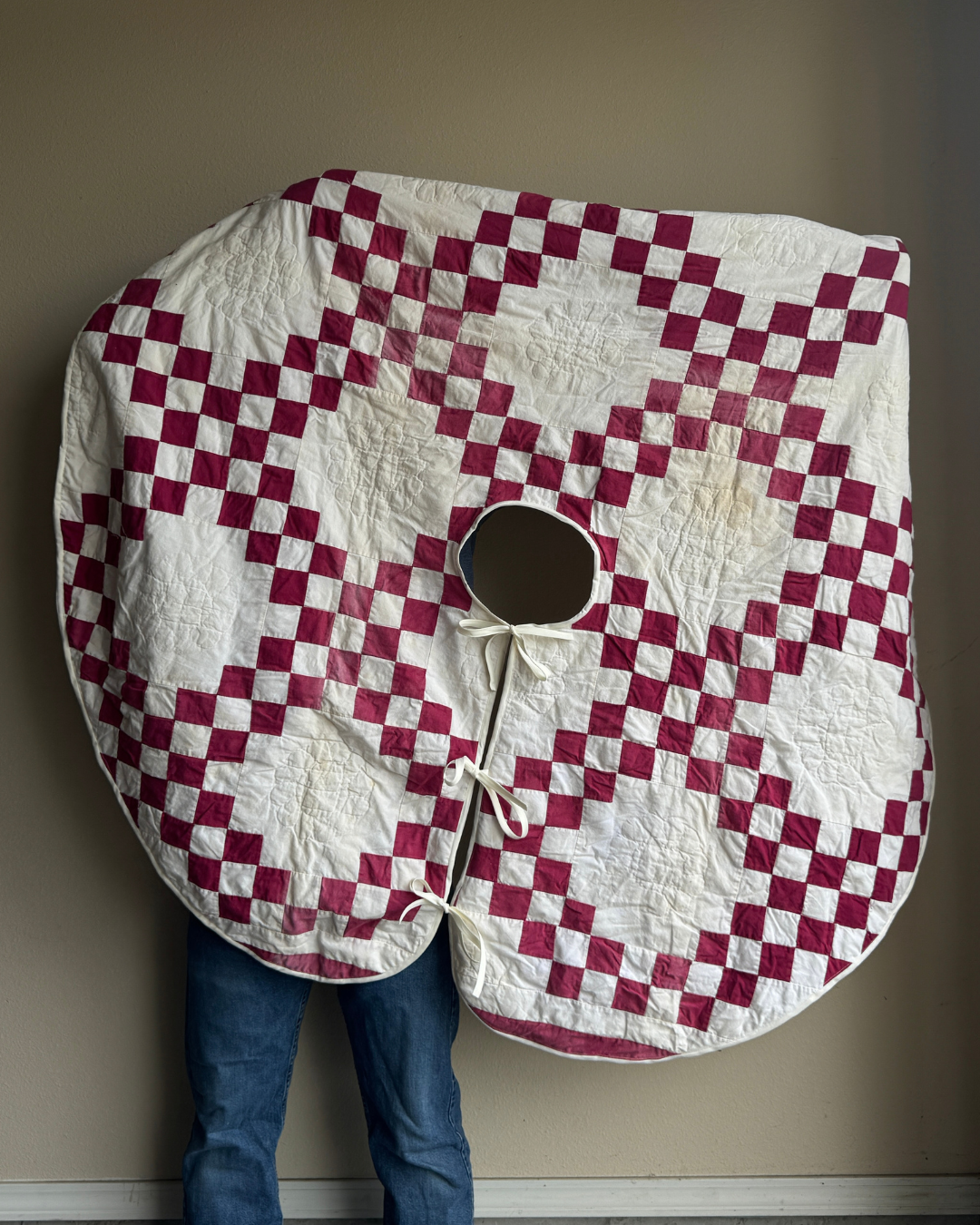 Burgundy Irish Chain Quilt Tree Skirt