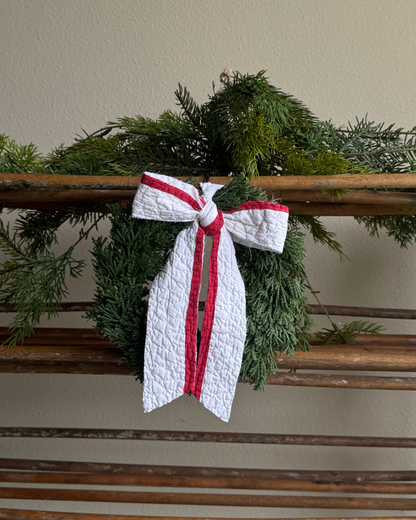 Quilt Bow Cedar Wreath (06)